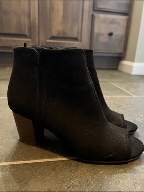 Old Navy Black Suede-Look Peep-Toe Ankle Booties